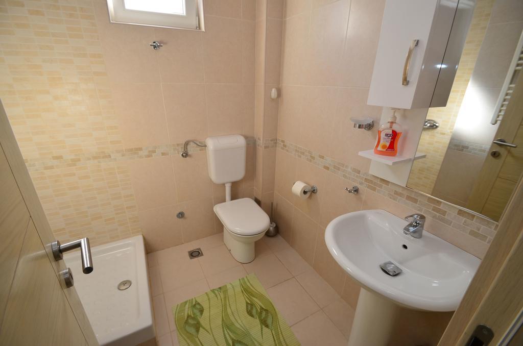 Muo Apartments Kotor Phòng bức ảnh