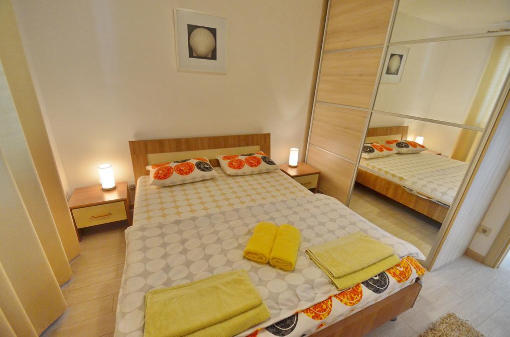 Muo Apartments Kotor Phòng bức ảnh
