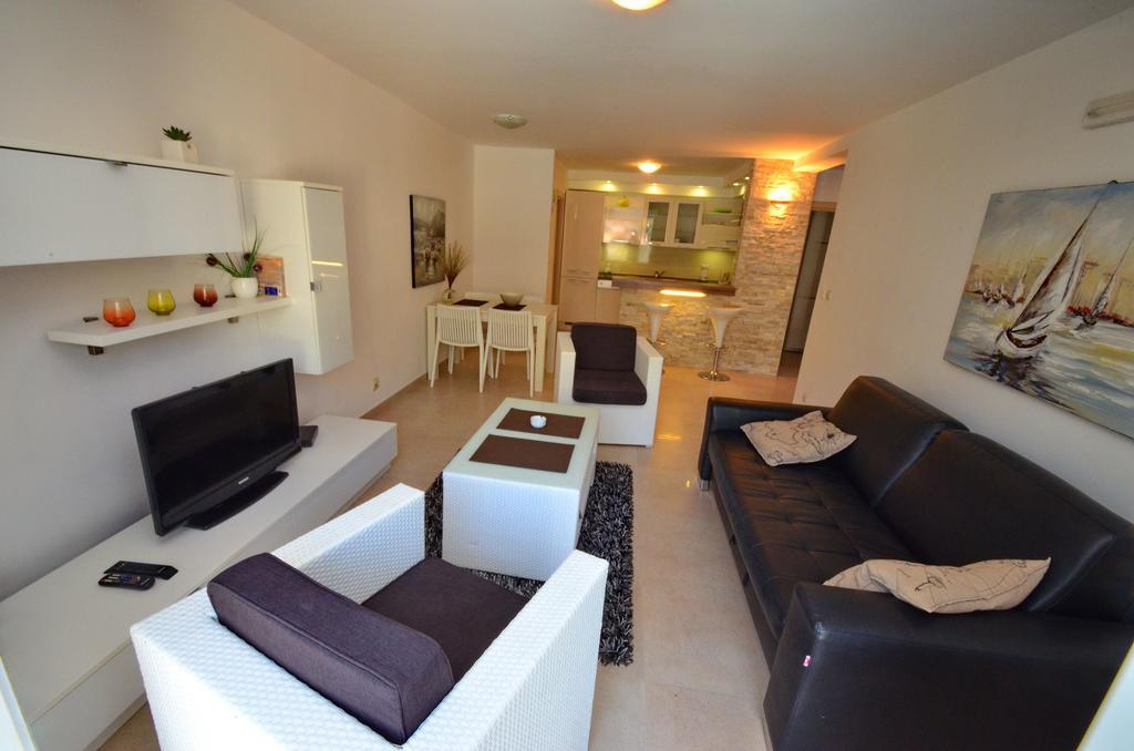 Muo Apartments Kotor Phòng bức ảnh