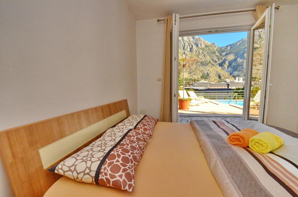 Muo Apartments Kotor Phòng bức ảnh