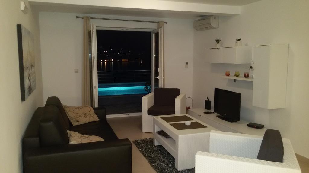 Muo Apartments Kotor Phòng bức ảnh