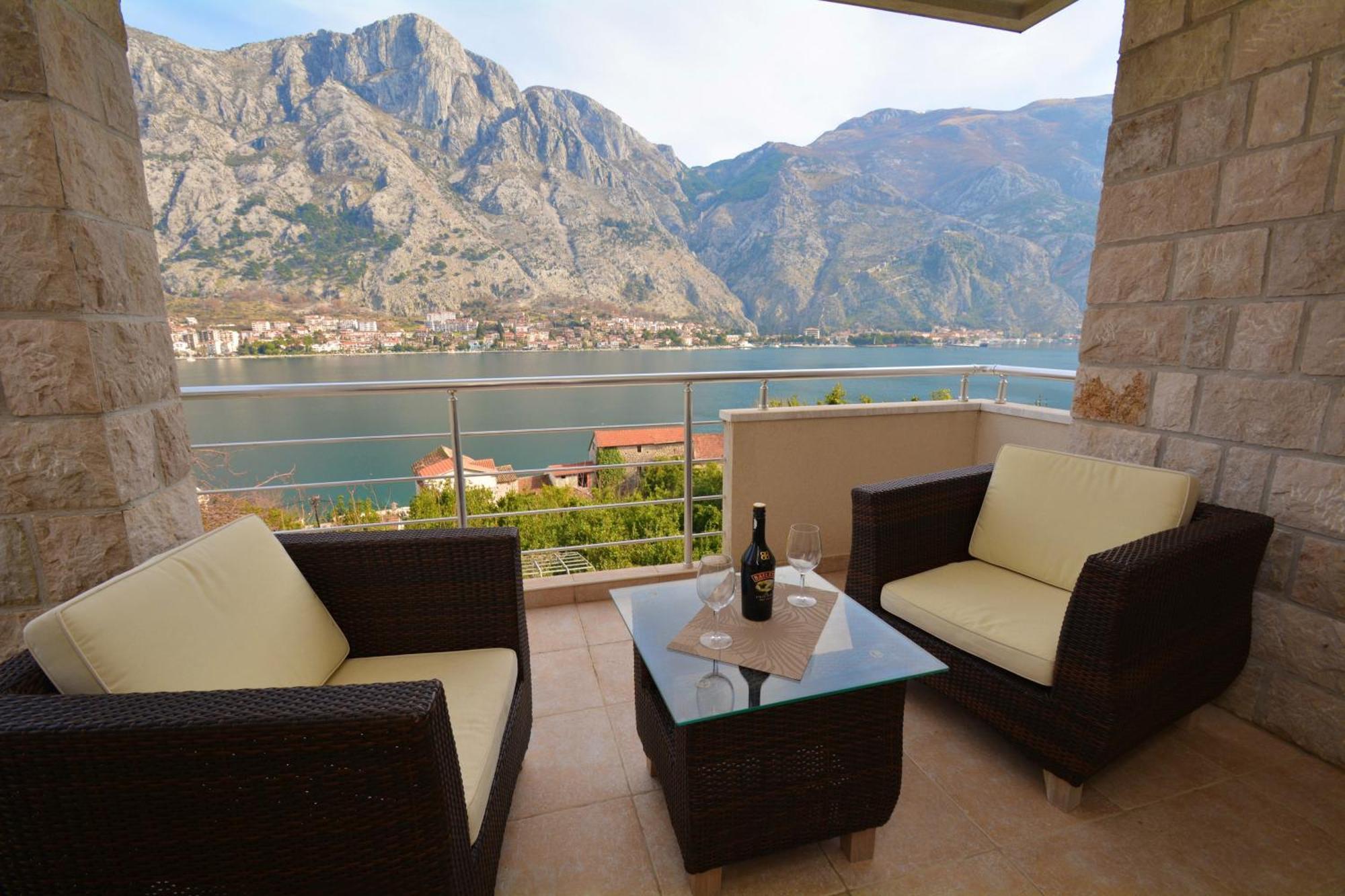 Muo Apartments Kotor Phòng bức ảnh