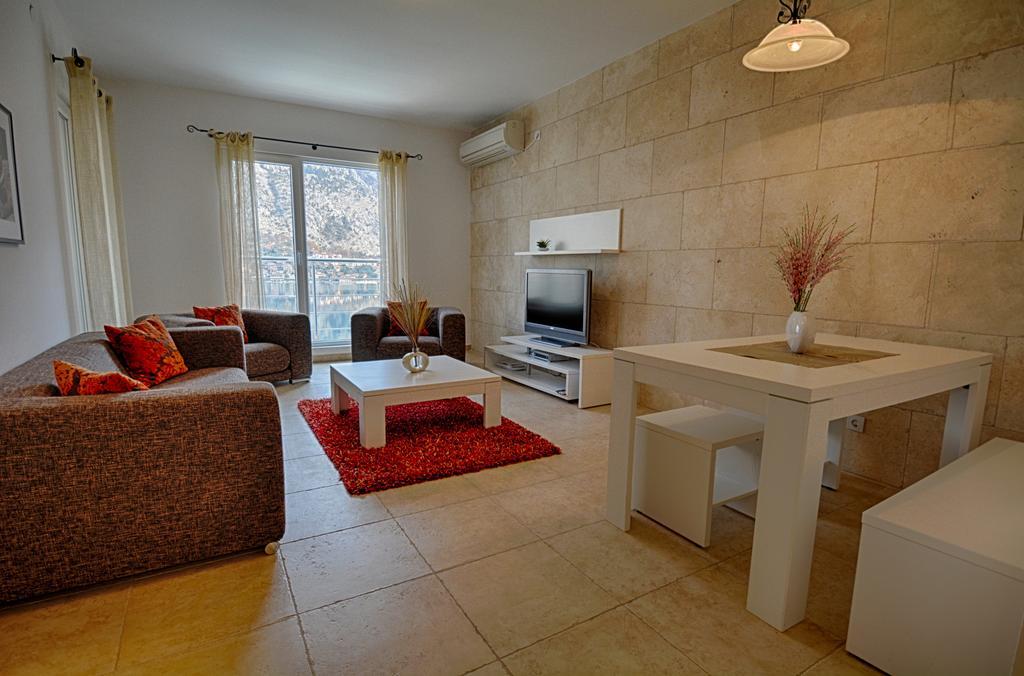 Muo Apartments Kotor Phòng bức ảnh